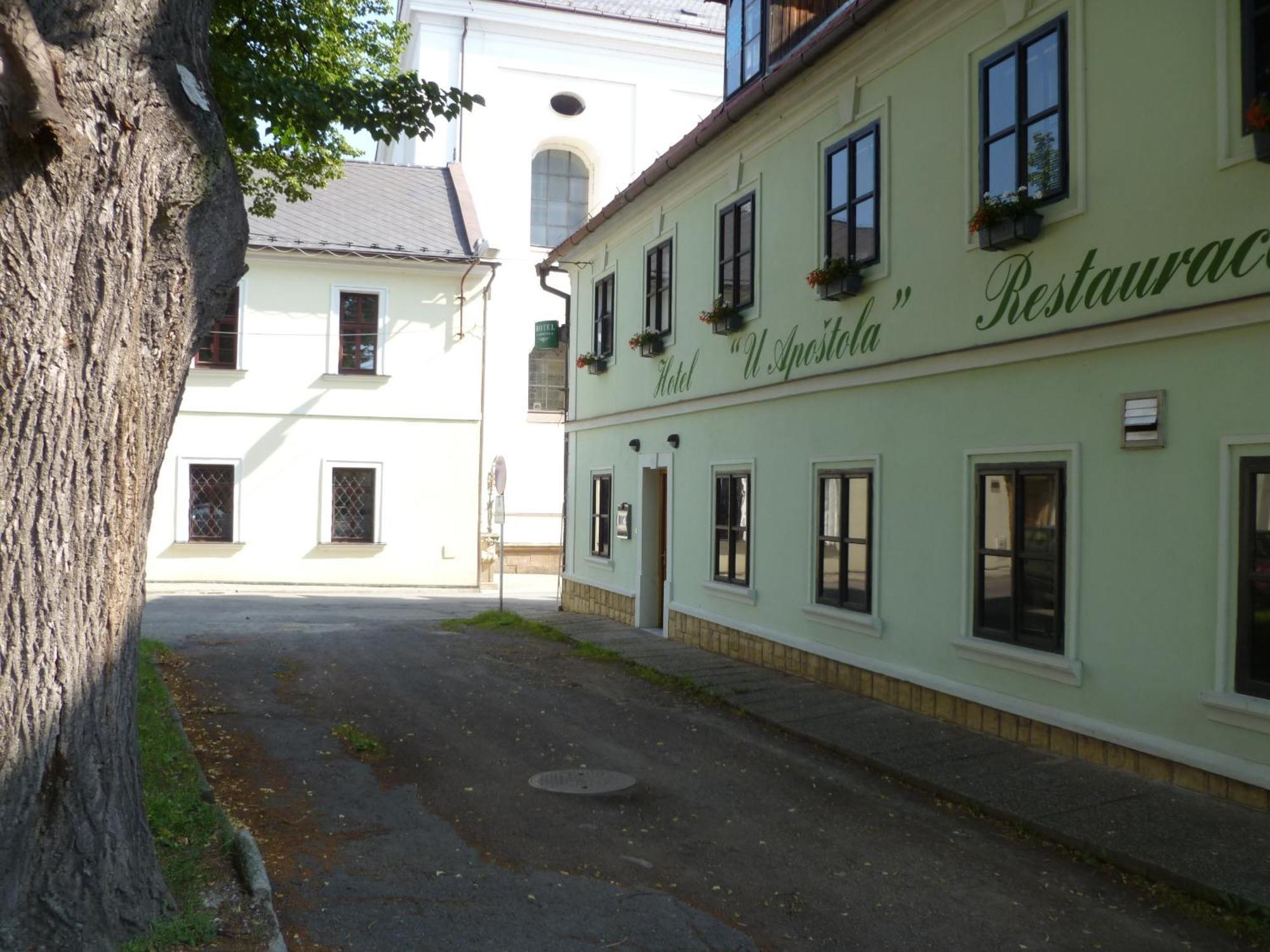Hotel U Apostola Jevicko Exterior photo