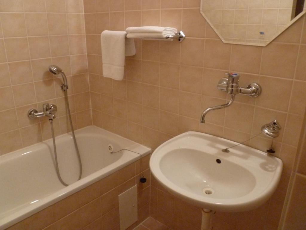 Hotel U Apostola Jevicko Room photo
